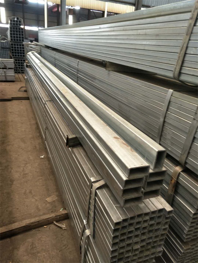 Q235B石渠石渠石渠镀锌无缝方矩管 可切割加工热镀锌无缝矩形管 Q235B石渠石渠石渠镀锌无缝方矩管 可切割加工热镀锌无缝矩形管